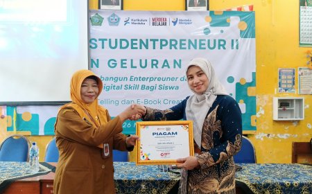 Digital Studentpreneur Hadir di SDN Geluran 2, Bekali Siswa Keterampilan Digital Sejak Dini