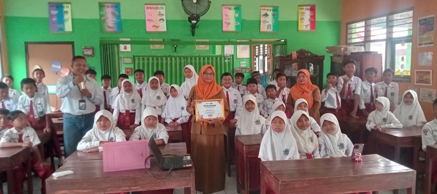 DIGITAL STUDENTPRENEUR SDN SAMBIBULU MELATIH KREATIVITAS DAN JIWA PERCAYA DIRI