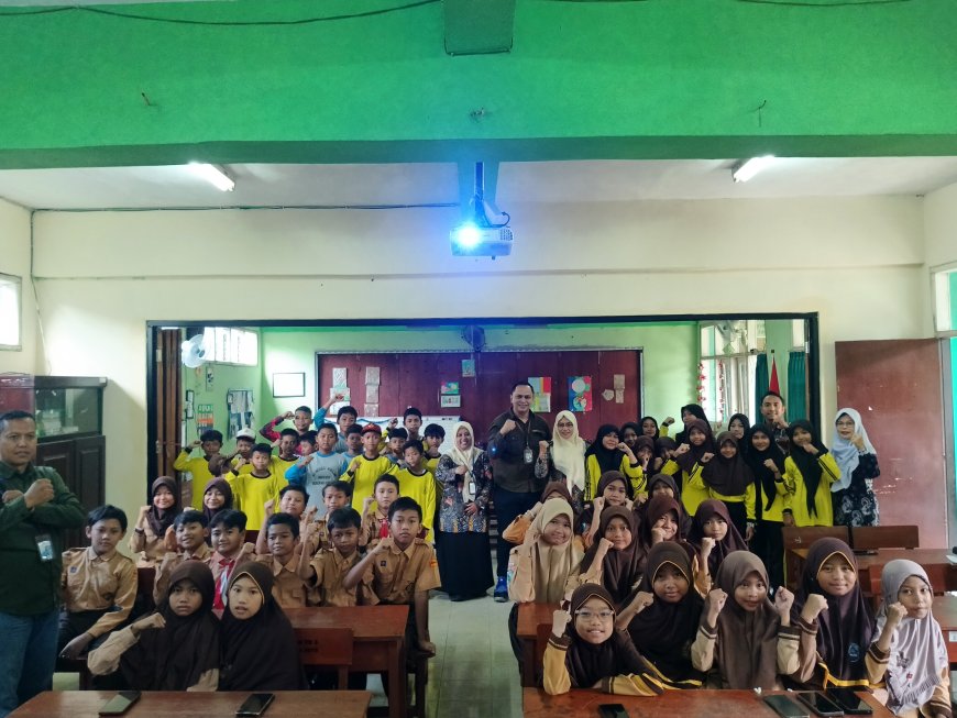 Digital Studentpreneur SDN Bebekan & SDN Ngelom: Bekali Siswa dengan Keterampilan Digital