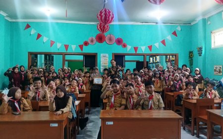 Digital Studentpreneur SDN Geluran 1: Bekali Siswa Keterampilan Storytelling hingga Desain E-Book di Era Digital