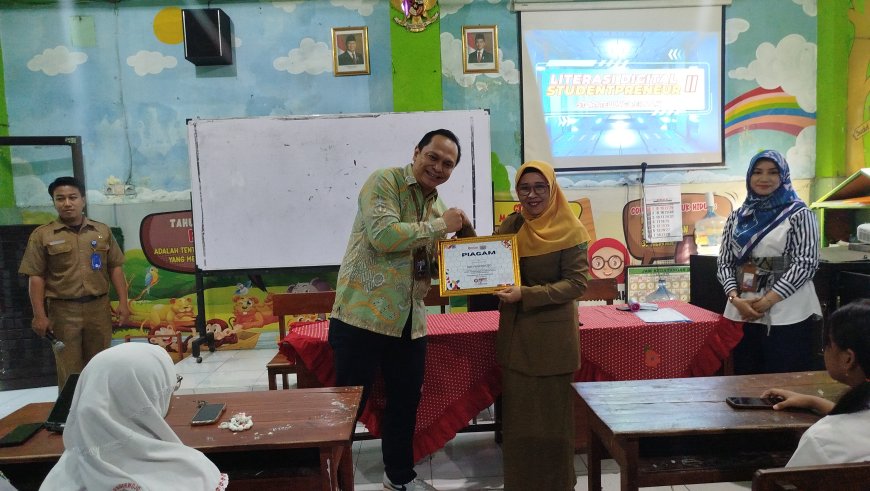 Siswa SDN Pagerwojo Asah Kreativitas Digital Lewat “Digital Studentpreneur II”