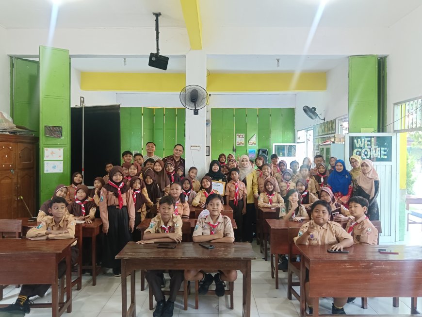 Digital Studentpreneur SDN Sawotratap 1 Bekali Siswa dengan Keterampilan Bercerita dan Desain Digital