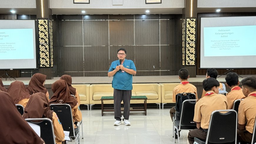 Siswa SMP Al Muslim Belajar Bahaya Adiksi Digital Lewat Kunjungan Edukatif ke RS Menur