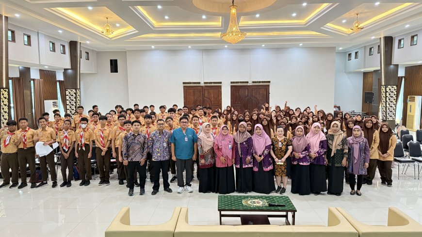Siswa SMP Al Muslim Belajar Bahaya Adiksi Digital Lewat Kunjungan Edukatif ke RS Menur