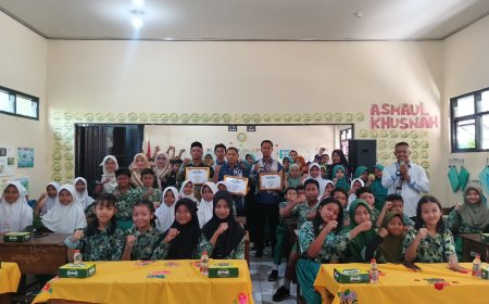 Semangat Berkarya di Era Digital! Digital Studentpreneur Hadirkan Kreativitas dan Kepercayaan Diri Siswa SD di Balongbendo