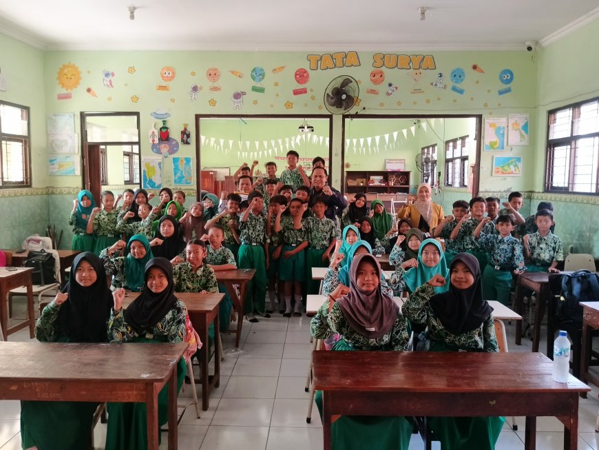 Membangun Kepercayaan Diri dan Kreativitas Digital Sejak Dini, SDN Kemangsen 1 Gelar Digital Studentpreneur