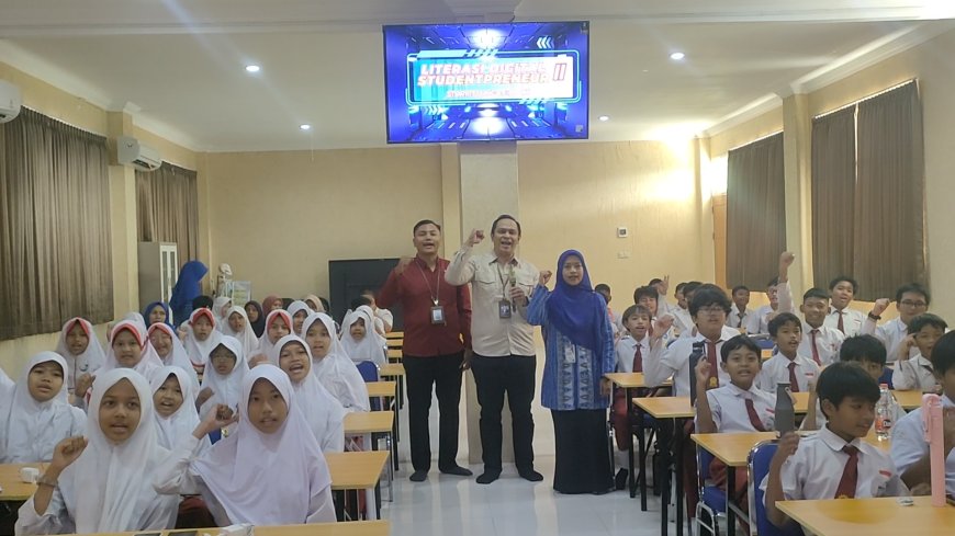 Digital Studentpreneur II SDN Muhammadiyah 1 Labschool Umsida: Cetak Generasi Kreatif dan Inovatif Melalui Storytelling Digital