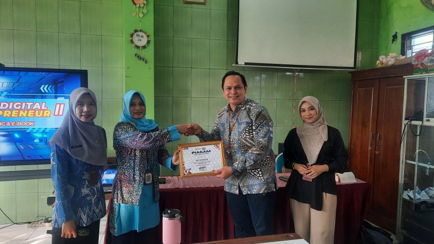 Digital Studentpreneur II SDN Sumorame Tingkatkan Kreativitas dan Literasi Digital Siswa