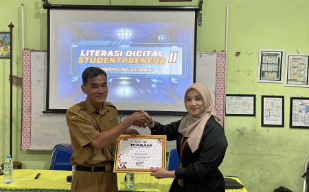 Digital Studentpreneur SDN Pucang 3: Bekali Siswa Kelas 5 dengan Keterampilan Storytelling dan Pembuatan E-Book Digital