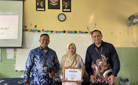 Digital Studentpreneur SDN Sarirogo: Cetak Generasi Kreatif Melalui Storytelling dan Literasi Digital