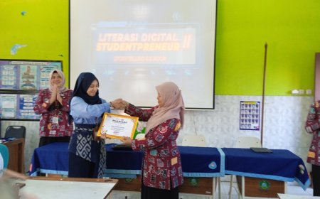 Digital Studentpreneur SDN Cemengkalan: Cetak Generasi Kreatif dan Melek Digital Sejak Dini
