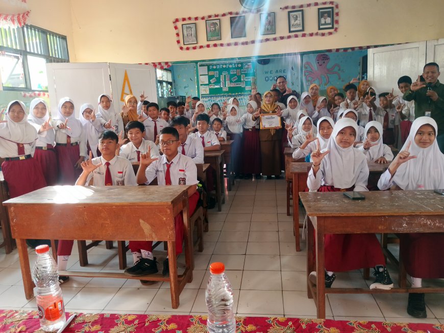 Digital Studentpreneur II SDN PUCANG 5 Dorong Siswa Melek Digital dan Kreatif