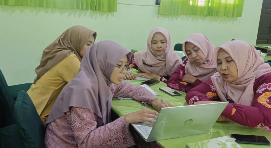 Studi Tiru Sekolah Adiwiyata SMPN 3 Krian  ke SMPN 1 Prambon