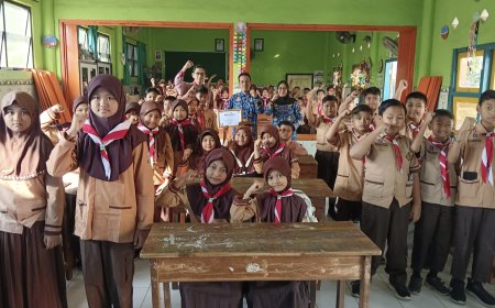Kreativitas Tanpa Batas! Siswa SDN Lebo Antusias Kuasai Storytelling hingga Desain E-Book melalui Digital Studentpreneur II