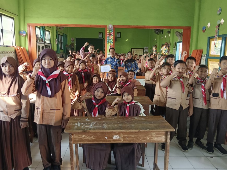 Kreativitas Tanpa Batas! Siswa SDN Lebo Antusias Kuasai Storytelling hingga Desain E-Book melalui Digital Studentpreneur II