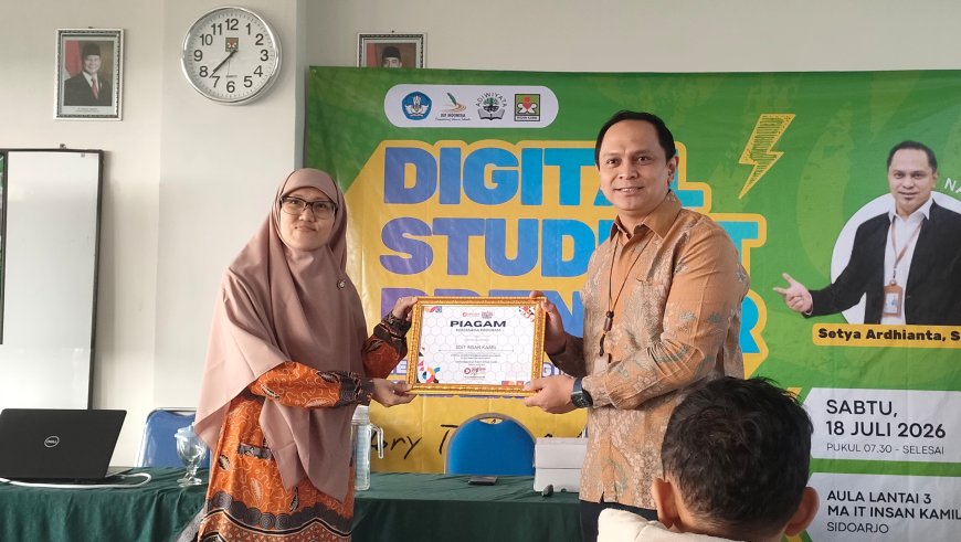 Semangat Berkarya Sejak Dini! Digital Studentpreneur II di SDIT Insan Kamil Bekali Siswa dengan Keterampilan Digital Kreatif