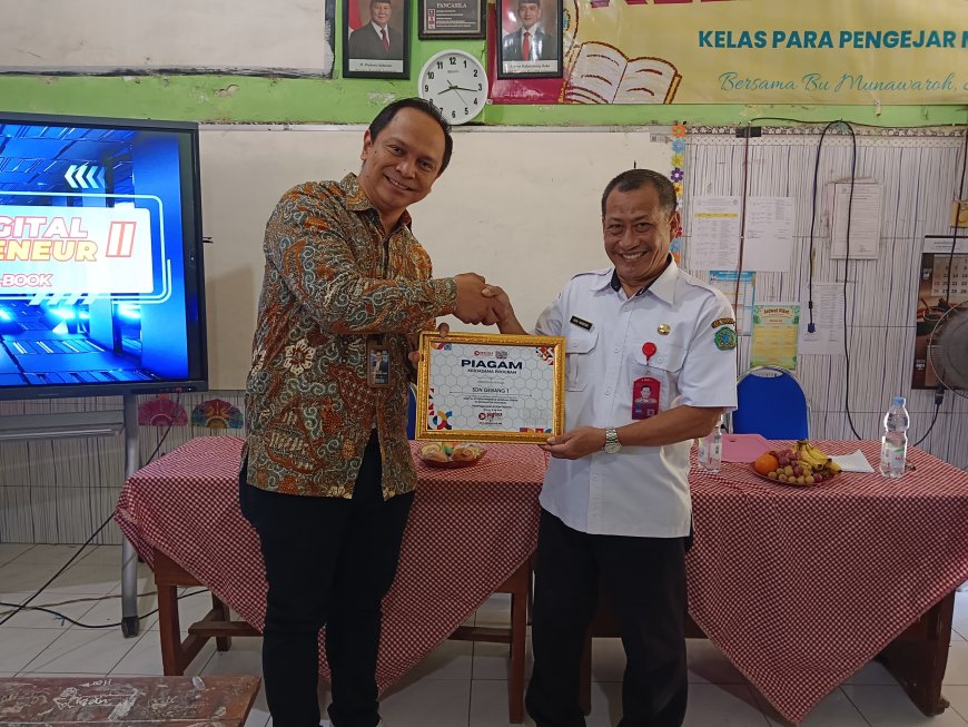 Digital Studentpreneur II SDN Gebang 1: Membangun Generasi Kreatif Melalui Storytelling dan Desain Digital
