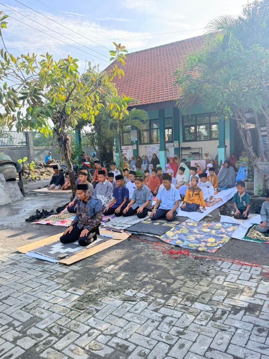 Jum’at Manis di Banjarsari: Doa, Sedekah, dan Istighosah