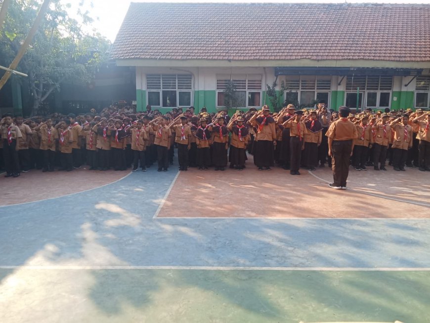 SEMARAK UPACARA PERINGATAN HUT PRAMUKA KE 65 DI SD NEGERI CANDI