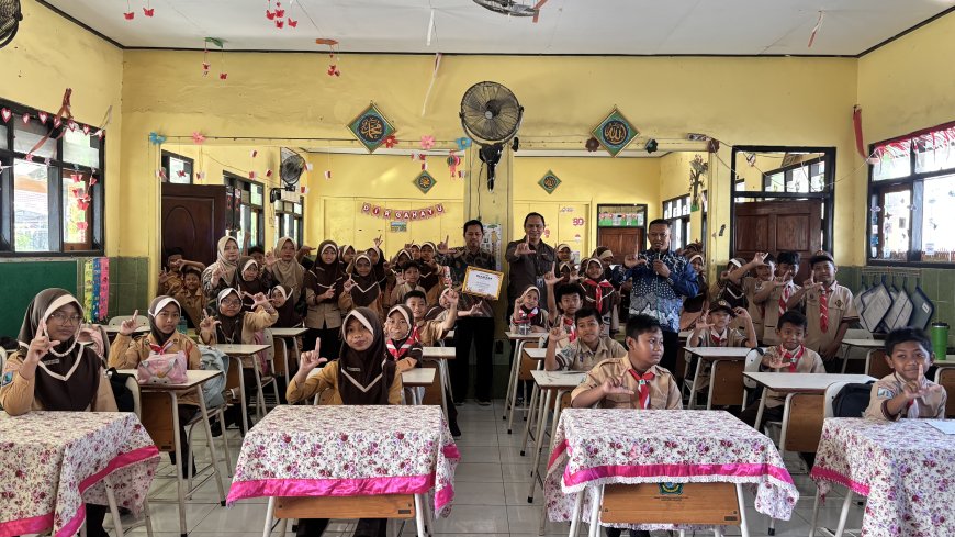 Saat Imajinasi Bertemu Teknologi: Keseruan Digital Studentpreneur II di SDN Tambaksawah