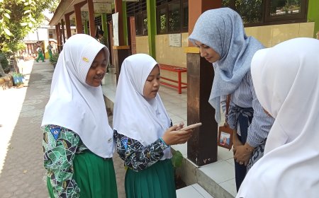 Dari Cerita Menjadi Karya: 96 Siswa SDN Kemantren 2 Jelajahi Dunia Digital Lewat Digital Studentpreneur II