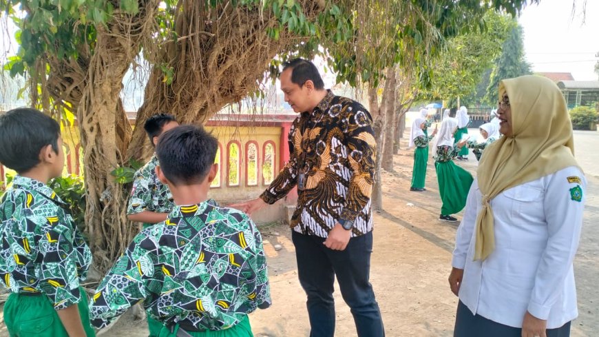 Digital Studentpreneur II Hadir di SDN Kebaron, 44 Siswa Kelas 5 Belajar Jadi Kreator Digital