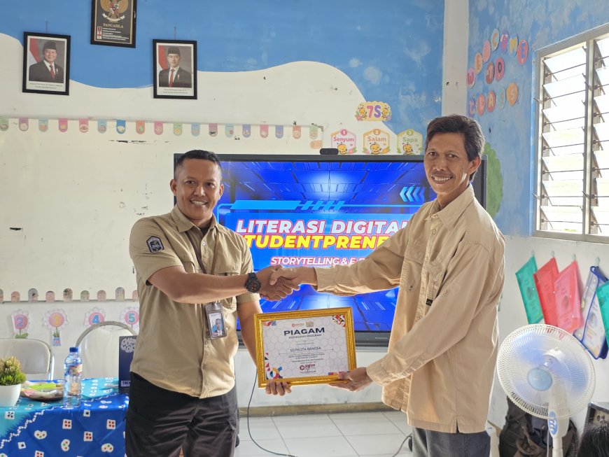 Digital Studentpreneur II: Bekali Siswa SD Pelita Bangsa dengan Keterampilan Storytelling dan Kreativitas Digital