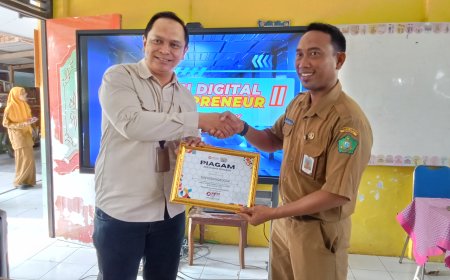 Merangkai Cerita, Mengukir Karya Digital: Semangat Kreativitas Generasi Muda dalam Digital Studentpreneur II SDN KEDUNGBOCOK