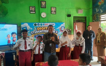 Asah Kreativitas dan Kepercayaan Diri, Digital Studentpreneur Hadir di SDN Mergobener dan SDN Tarik 1