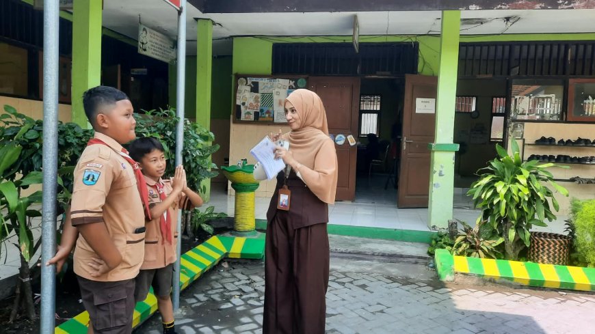 Asah Kreativitas Digital Sejak Dini, Digital Studentpreneur II Hadirkan Pengalaman Belajar Inovatif bagi Siswa SDN Tarik 2 dan SDN Janti 2