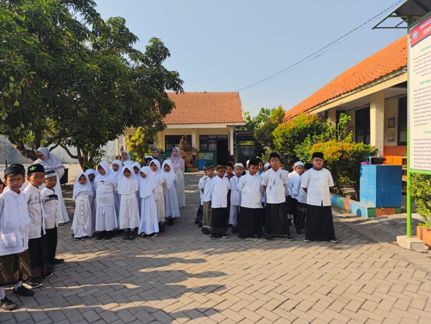 SEMANGAT HARI SANTRI 2026 MEMBARA! SDN BALONGGABUS GELAR LOMBA ISLAMI DAN SANTUNI ANAK YATIM, WUJUDKAN GENERASI BERAKHLAK MULIA MENUJU INDONESIA EMAS
